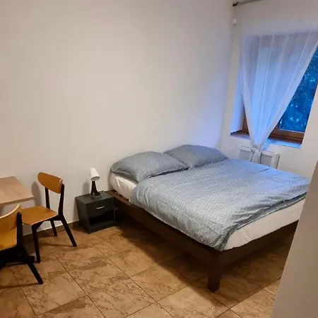 A Restaurant Jaro ゲストハウス Kamenny Privoz